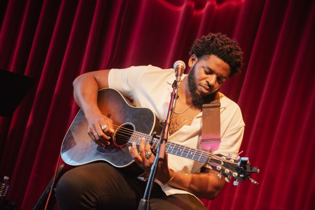 Moustapha Noumbissi delivers a heavenly performance for Free at Noon