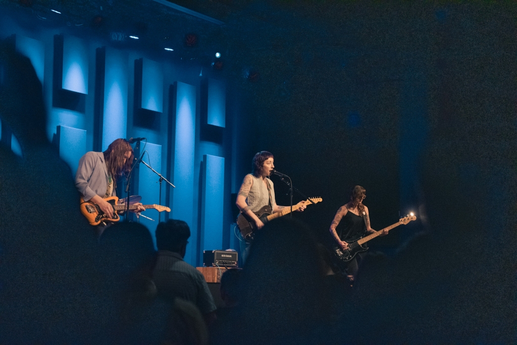 Gladie’s wall of sound rocks Free At Noon