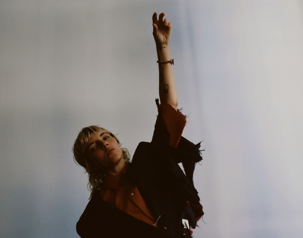 Ticket Giveaway: Caroline Rose