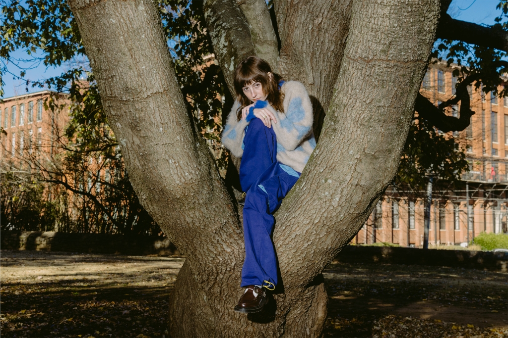 Faye Webster leads up to new album ‘Underdressed at the Symphony’ with simply sweet single “Feeling Good Today”