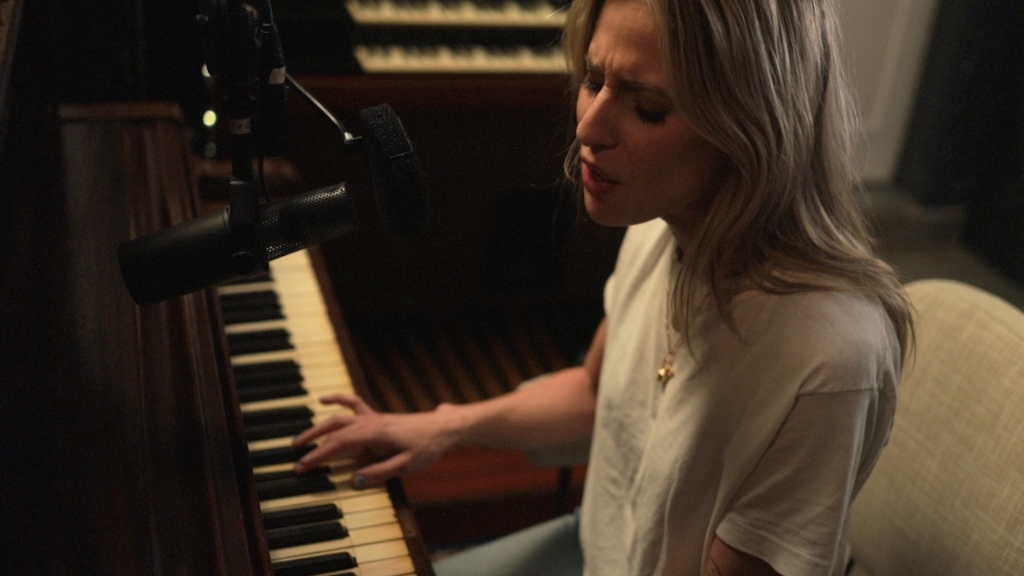 Watch a live video for Bully’s haunting new piano ballad “Atom Bomb”