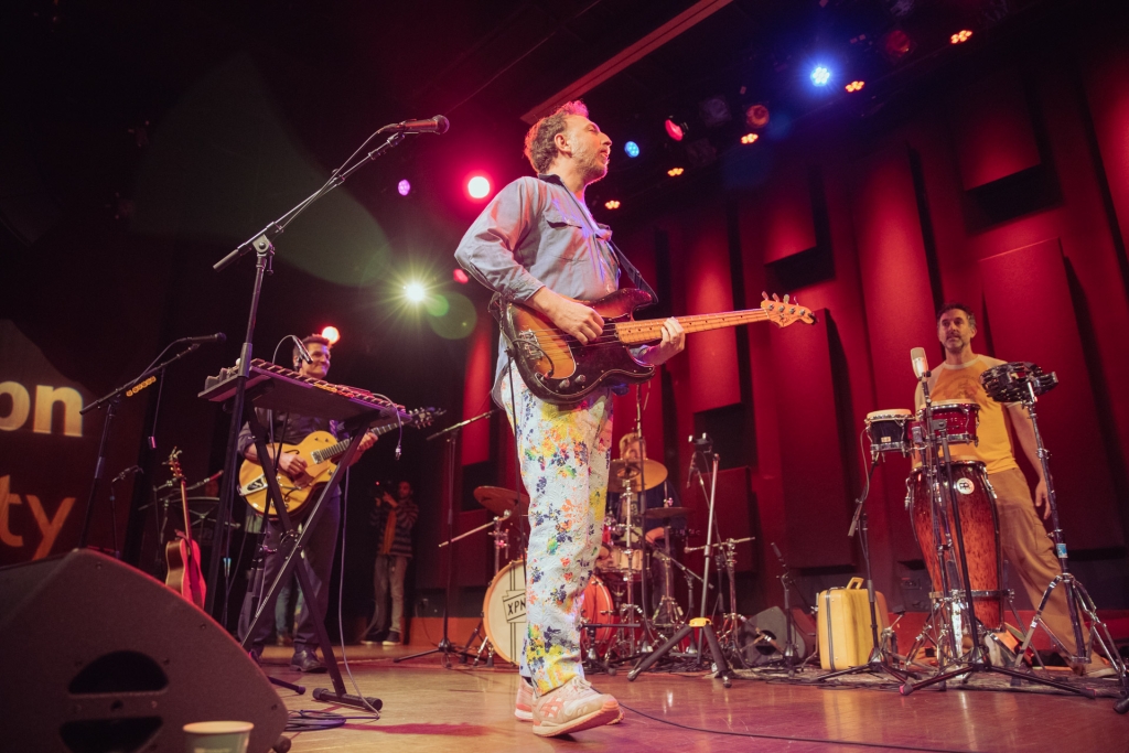 Guster Debuts ‘Ooh La La’ at a sold-out Free at Noon