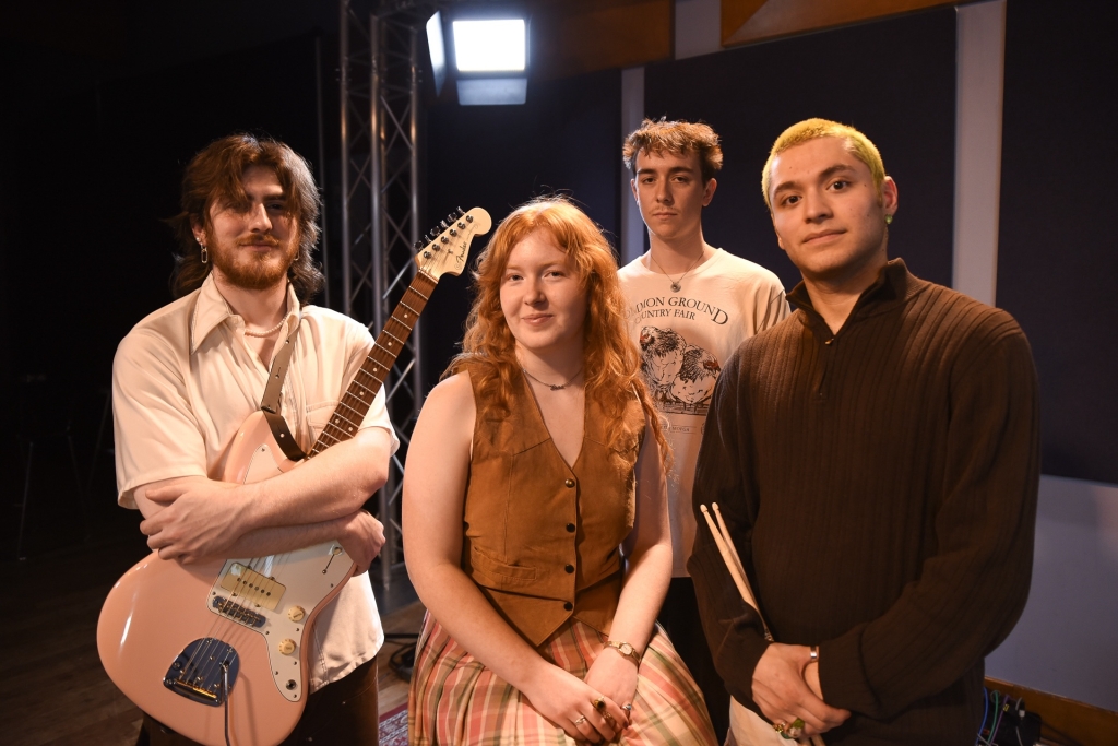 The Key Studio Sessions: Lena Fine