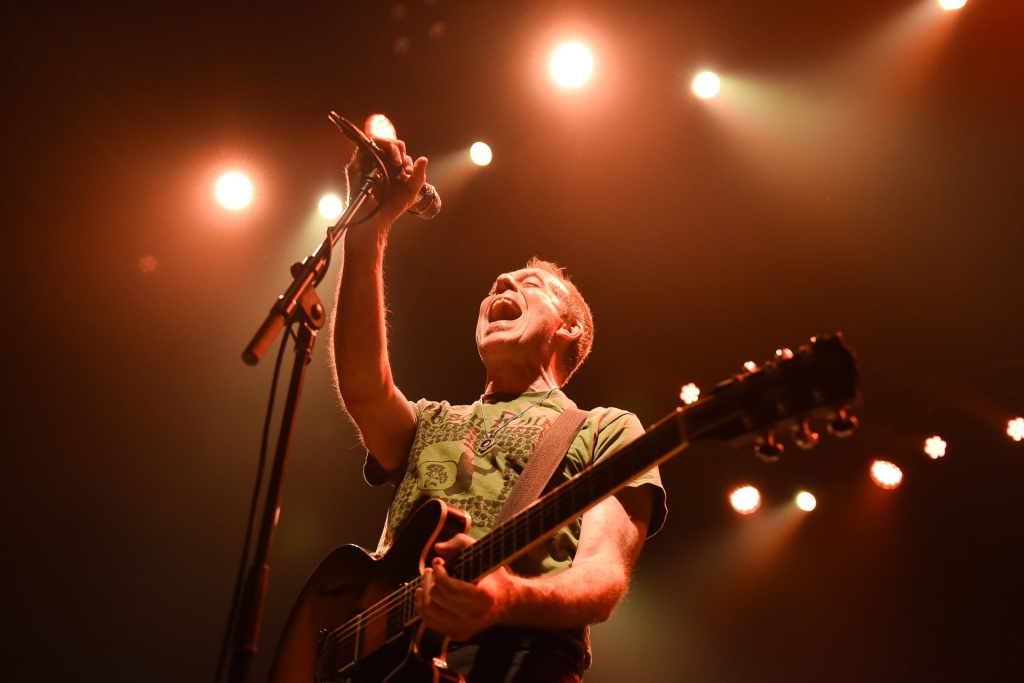 Ted Leo and the Pharmacists still believe in something beautiful