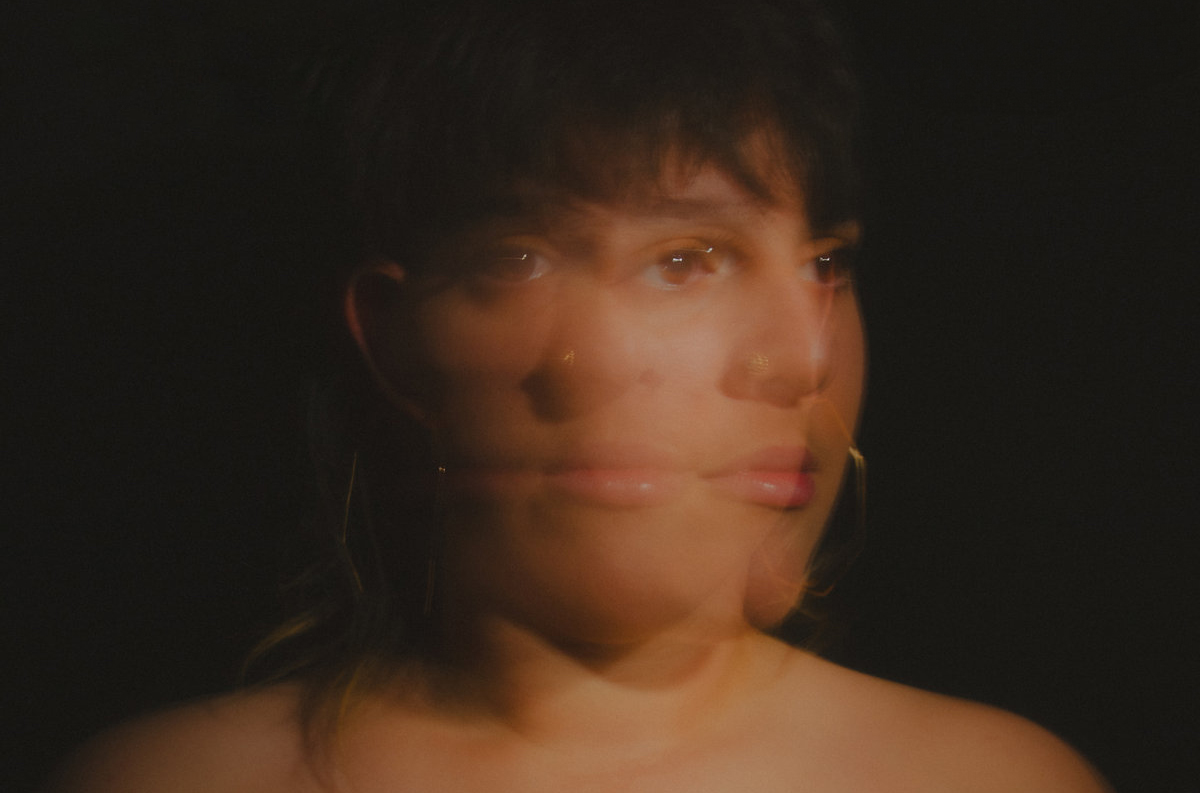 Taylor Kelly has us reeling with new project ‘The Spins’