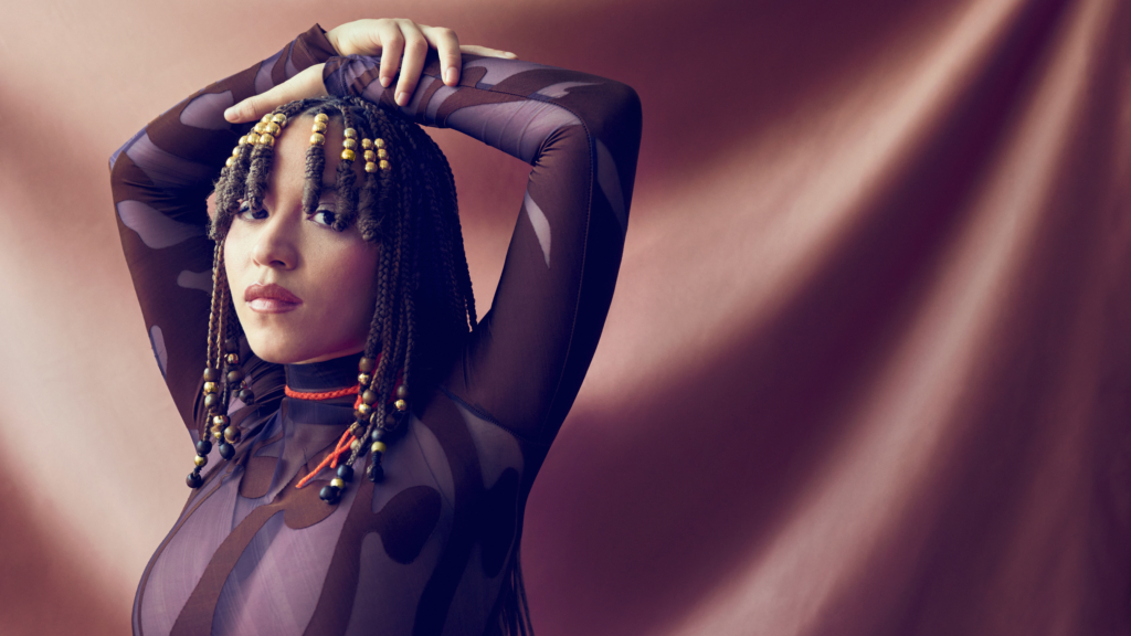 Kaia Kater unleashes the banjo’s innovative energy on ‘Strange Medicine’