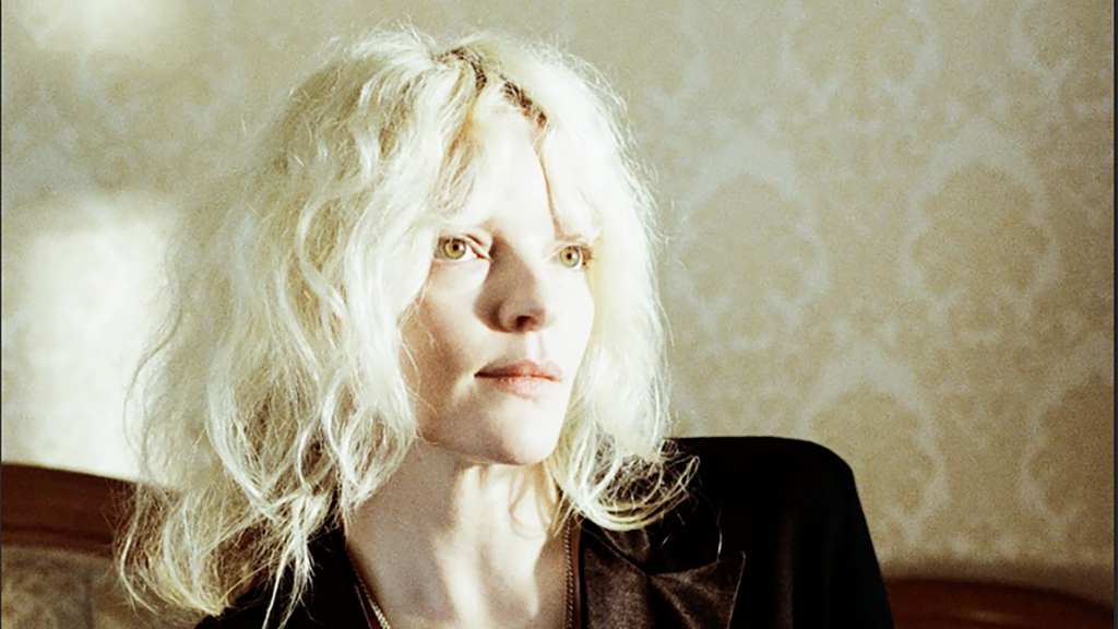 Jessica Pratt cracks open the sunny veneer of the California dream
