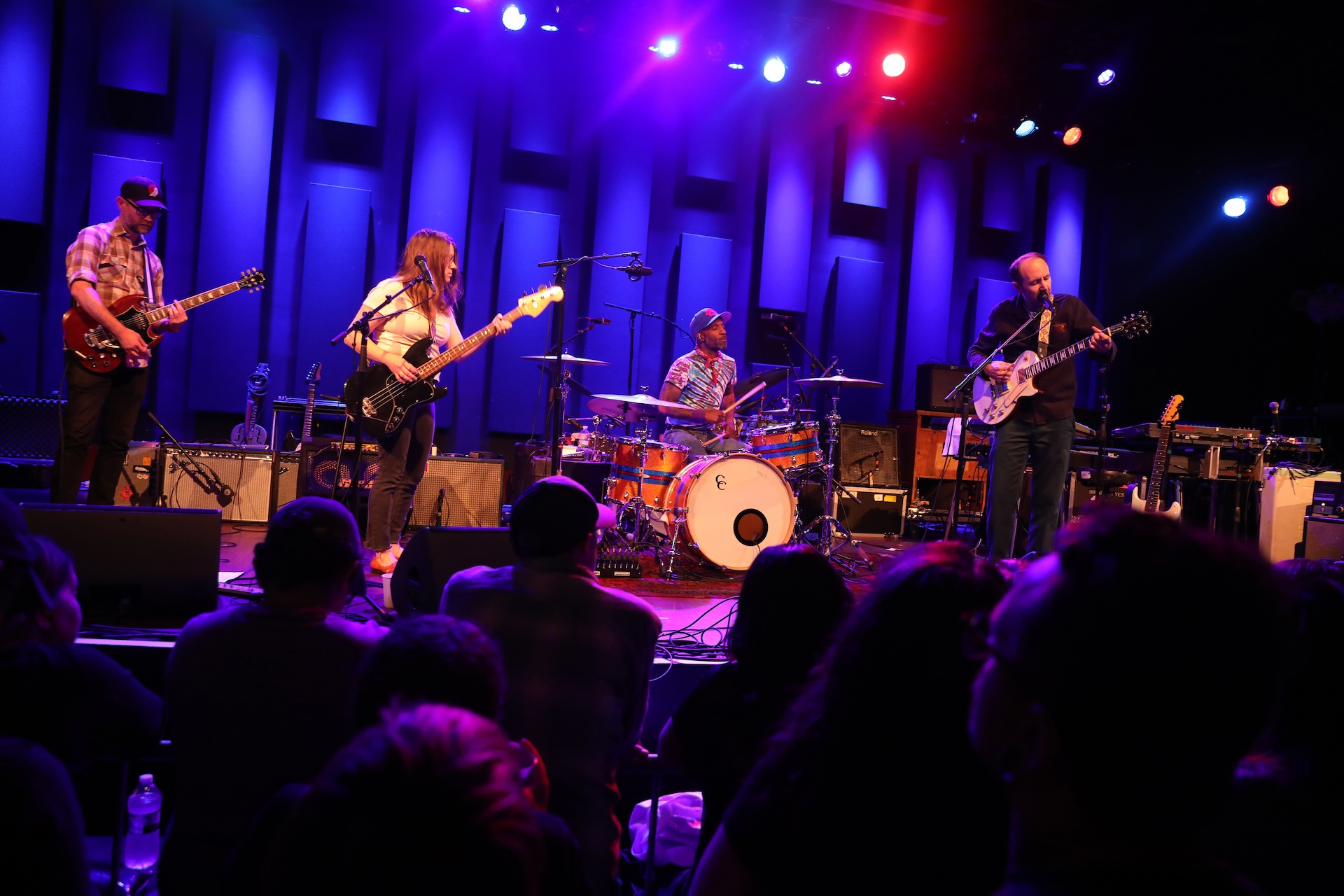 Neva Dinova brings ‘Canary’ on the road