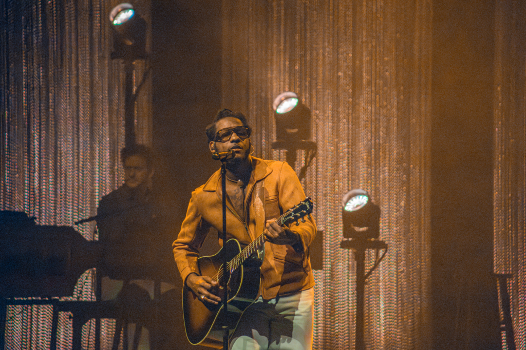 Leon Bridges revives soul in Philly in two nights at The Met