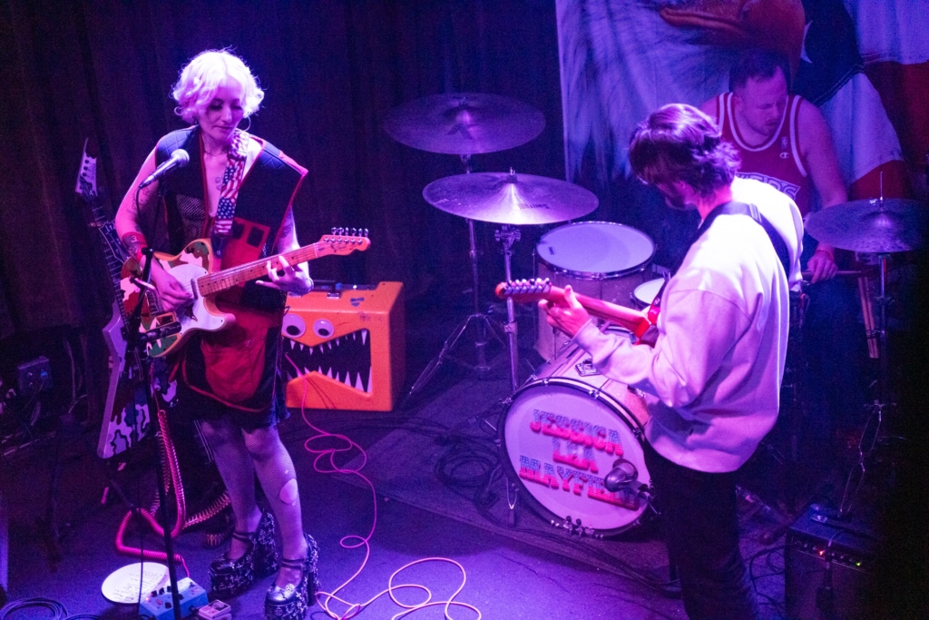 Jessica Lea Mayfield plays an intimate Johnny Brenda’s gig