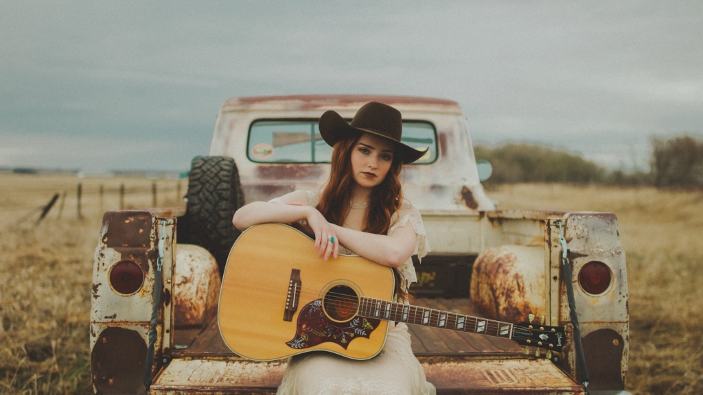 Noeline Hofmann’s debut EP is a vision of Wild Rose Country