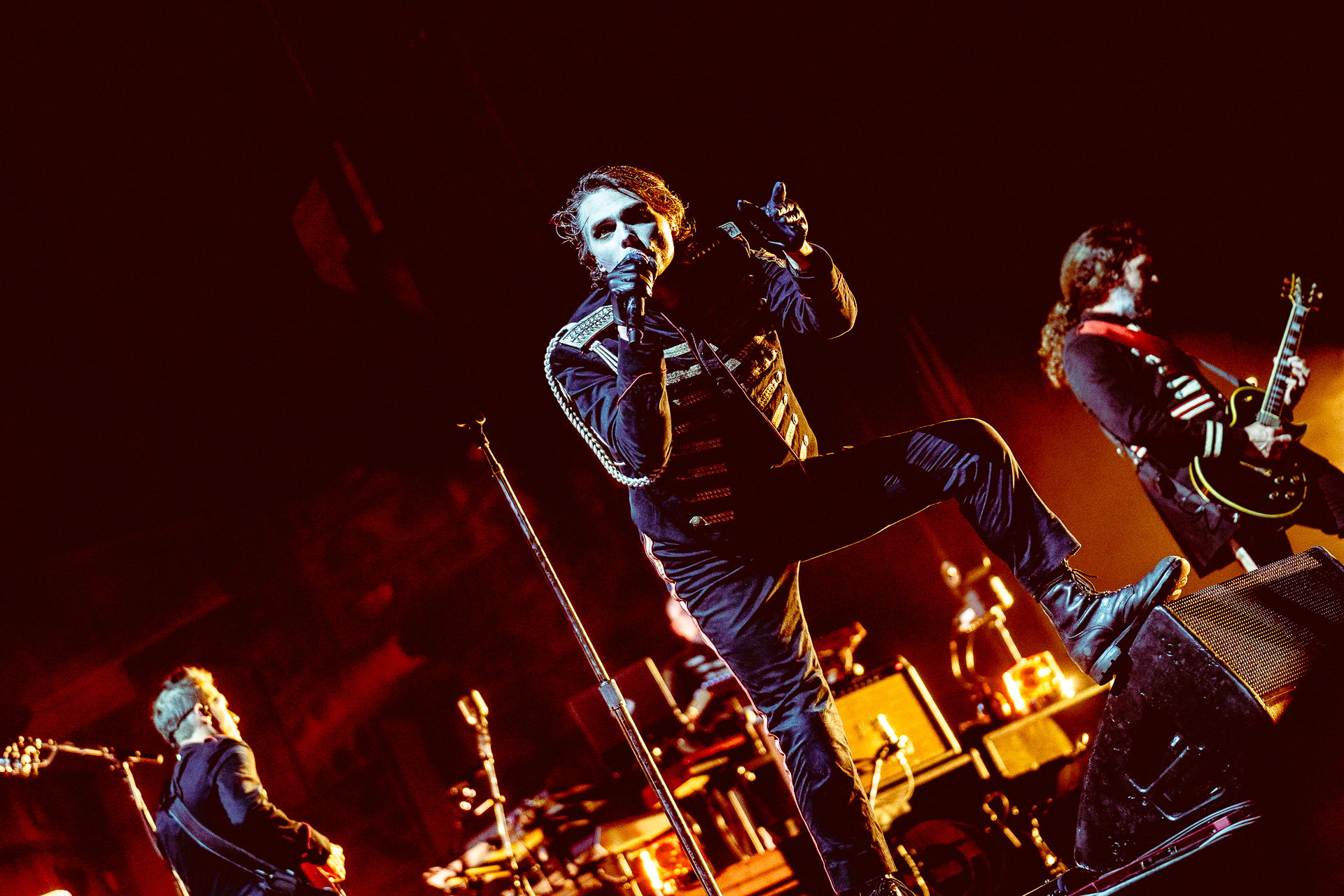 My Chemical Romance’s world-building theatrics rock Citizens Bank Park