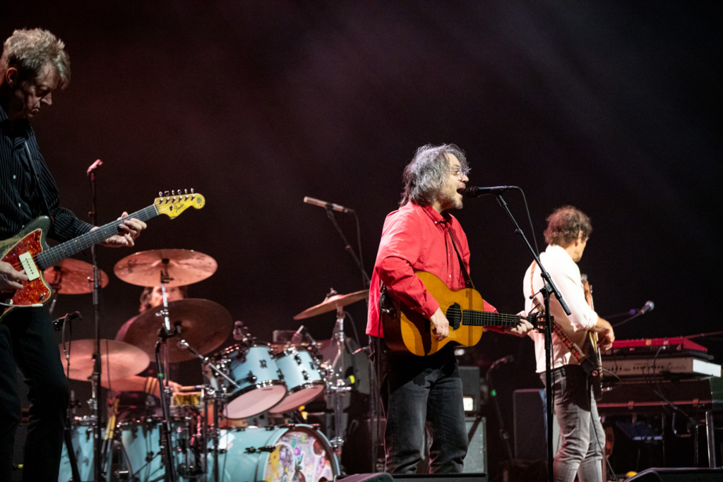 The slow burn of an evening with Wilco