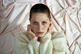 Cate Le Bon didn’t want to write about heartbreak. She did it anyways.
