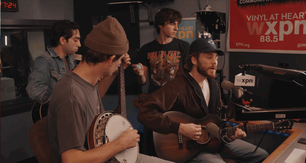 Hunter Metts talks ‘A Crater Wide’ and plays live at WXPN