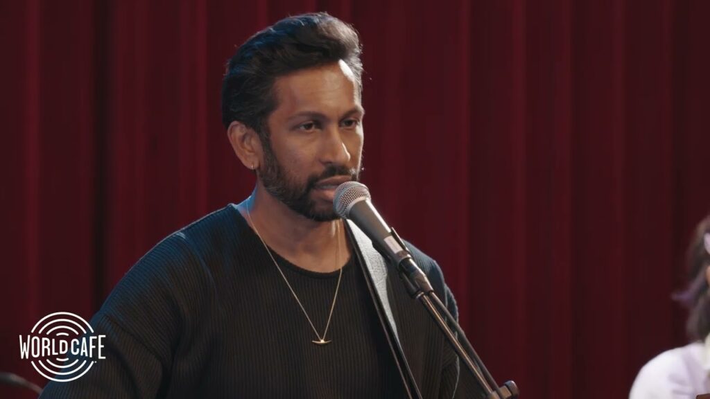 Hrishikesh Hirway – “Home Movies” (Live for World Cafe)