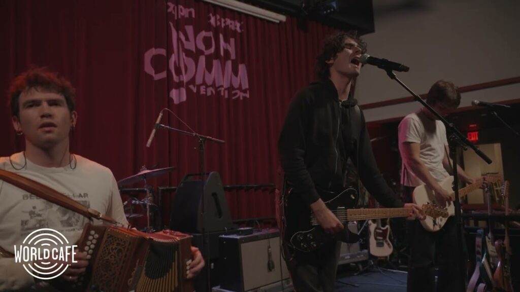 Cardinals – “She Makes Me Real” (Live for World Cafe)