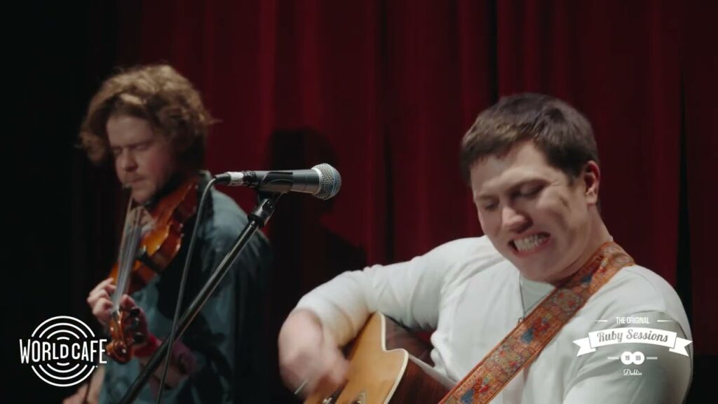 Aaron Rowe – “Please Don’t Hate Me” (Live for World Cafe | Ruby Sessions)
