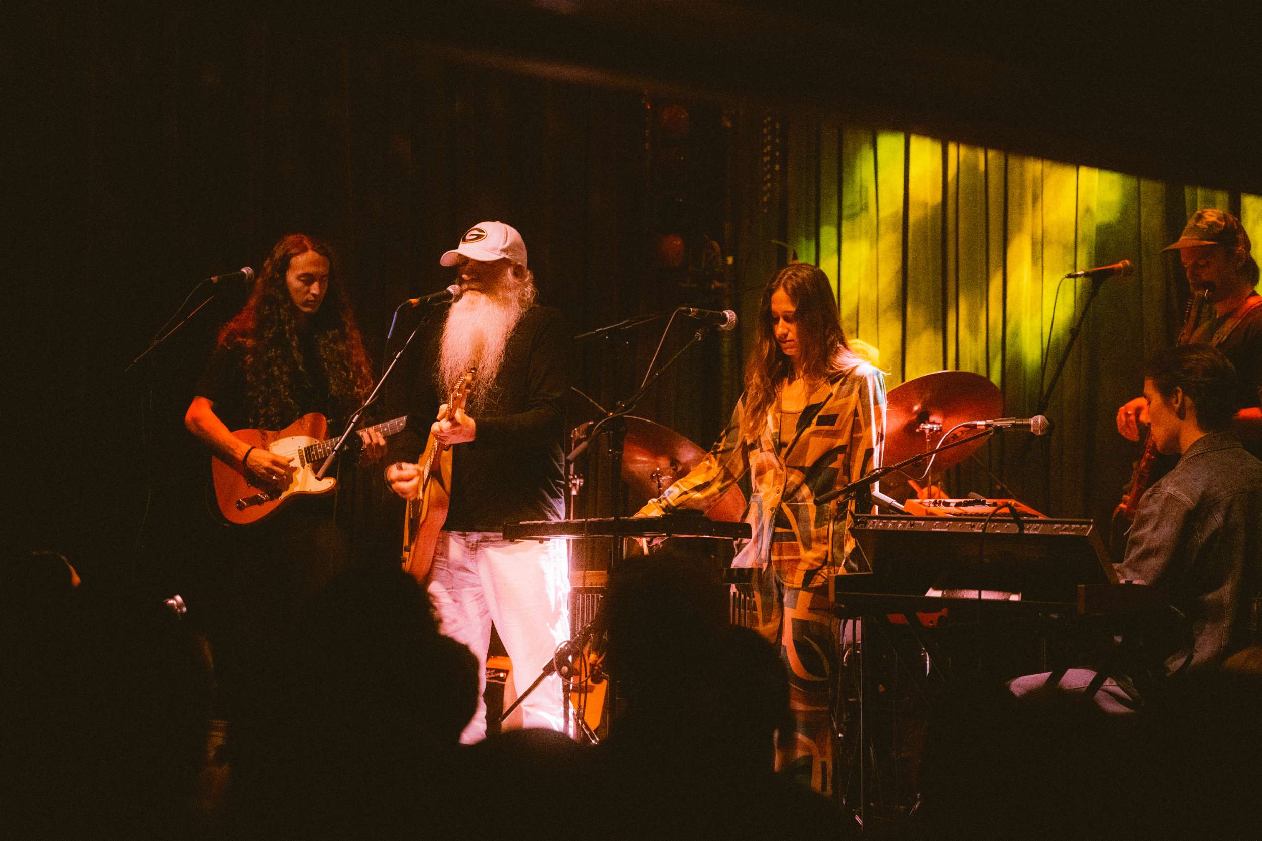 Robert Lester Folsom weaves “Music and Dreams” at Johnny Brenda’s